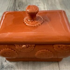 Vintage Terracotta Ceramic canister with lid